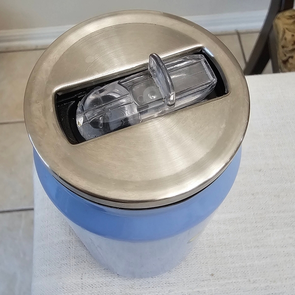 Sanrio Pochacco & Friends Blue Soda Can 10oz Water Bottle EUC - Picture 5 of 12